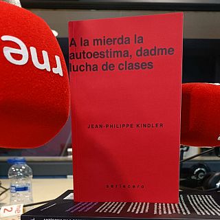 Allau de llibres per Sant Jordi