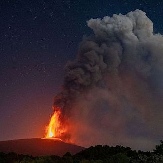 Toni Mata: Turistes a l’Etna